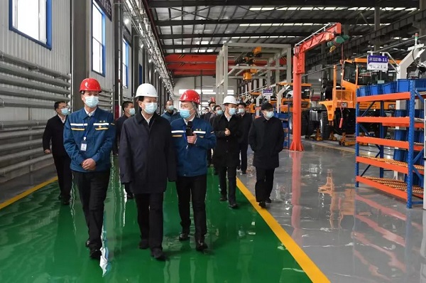 石泰峰在鐵辰智能裝備有限公司小格式.jpg 石泰峰在鐵辰智能裝備有限公司小格式.jpg